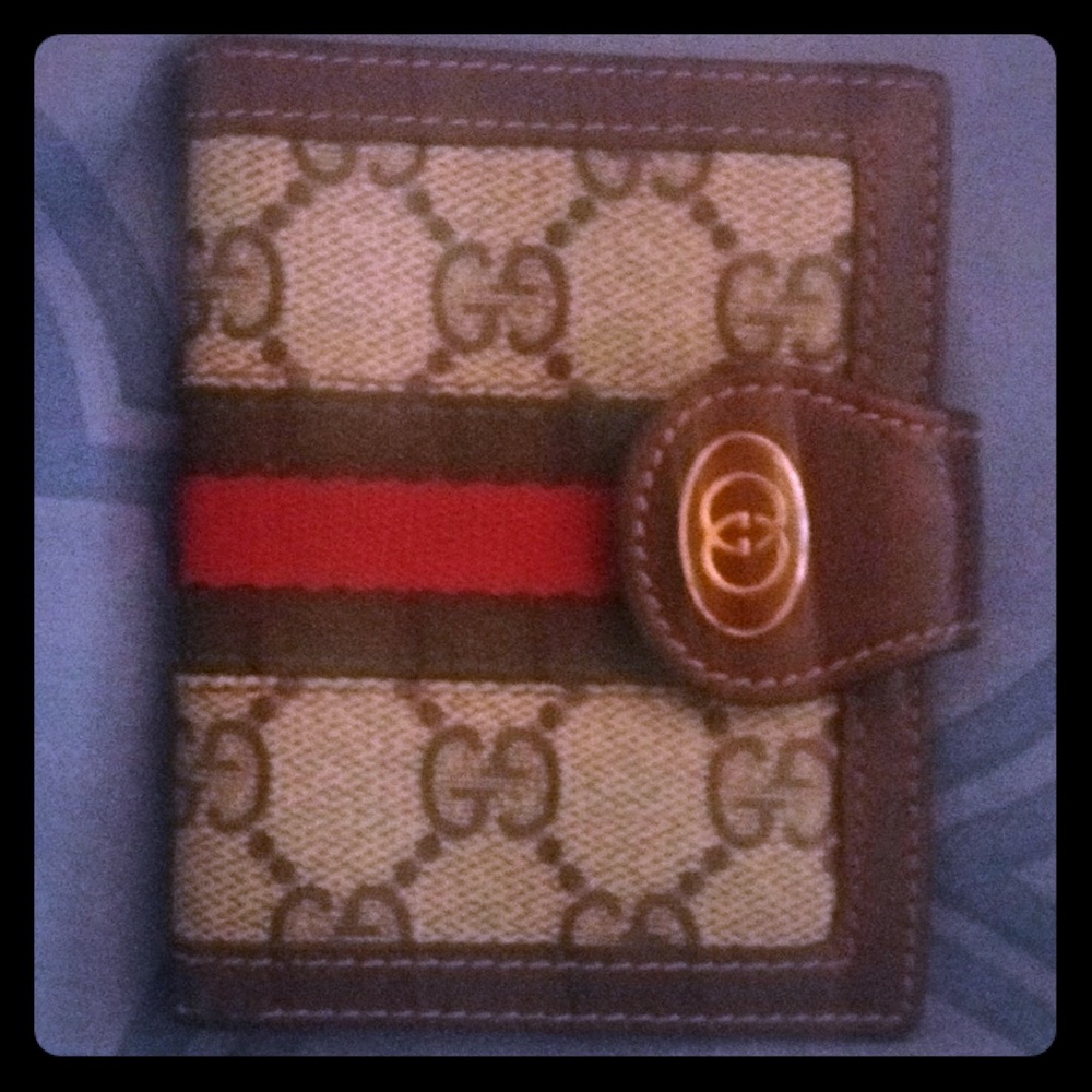 Vintage Gucci wallet